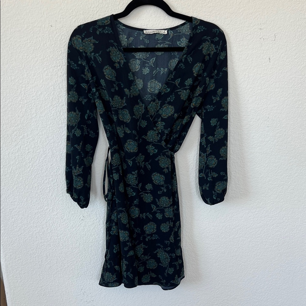 Abercrombie & Fitch Women's Floral Wrap Dress - Navy & Dark Green Floral